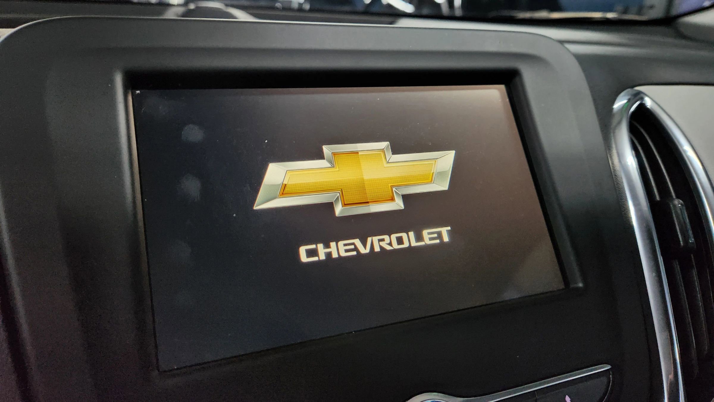Used 2019 Chevrolet Equinox LS image 26