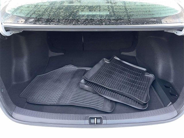 Used 2022 Toyota Corolla LE w/ LE Convenience Package image 9