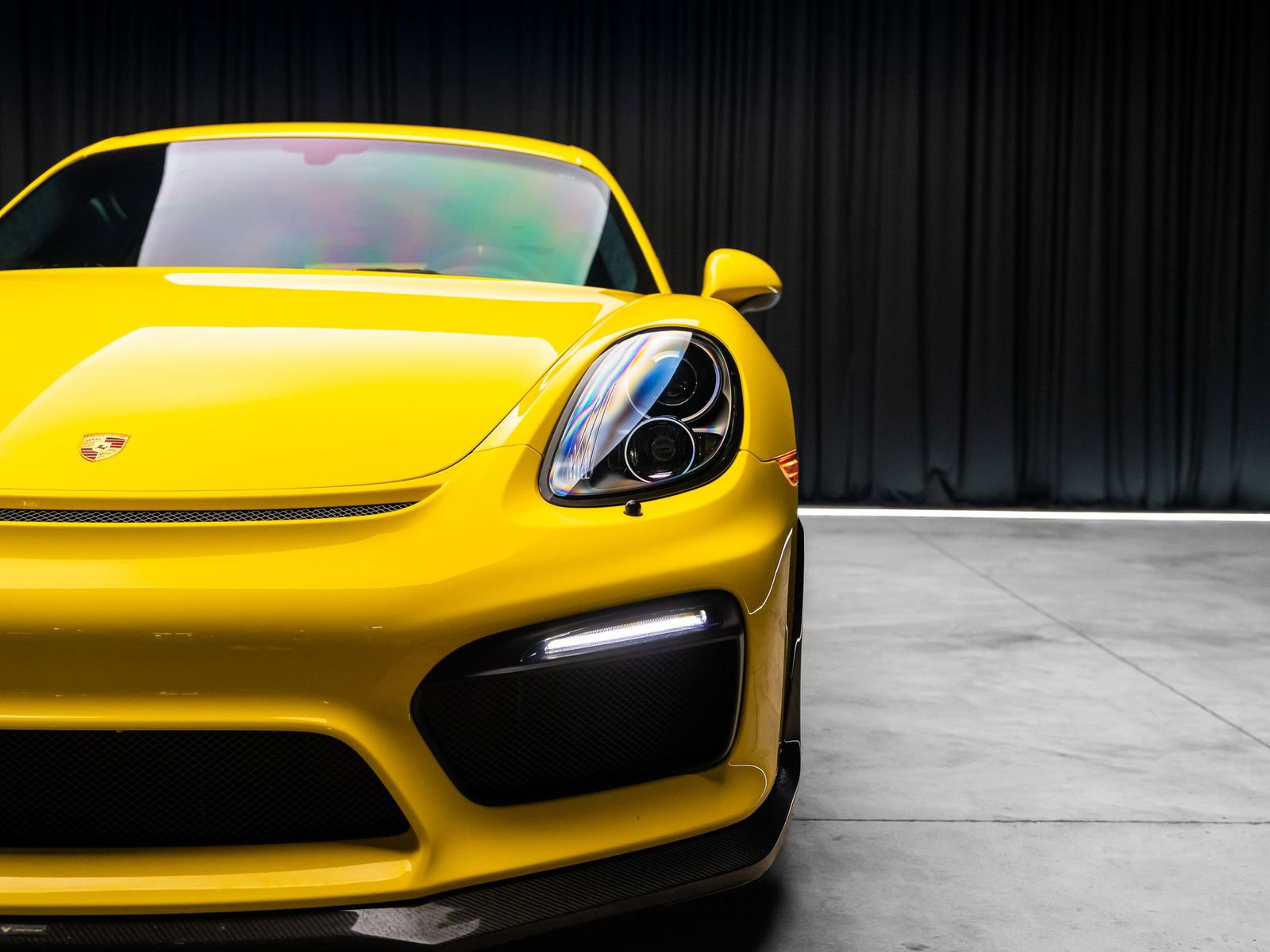 Used 2016 Porsche Cayman GT4 w/ Sport Chrono Package RWD image 24