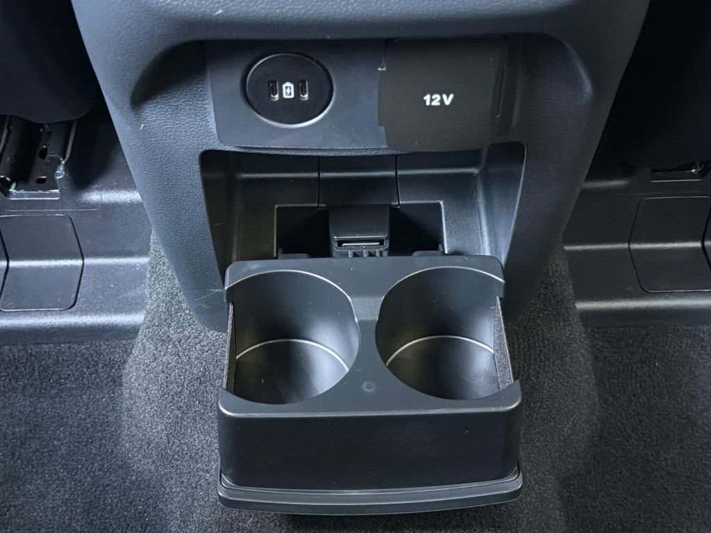 Used 2025 Ford Explorer Active image 34