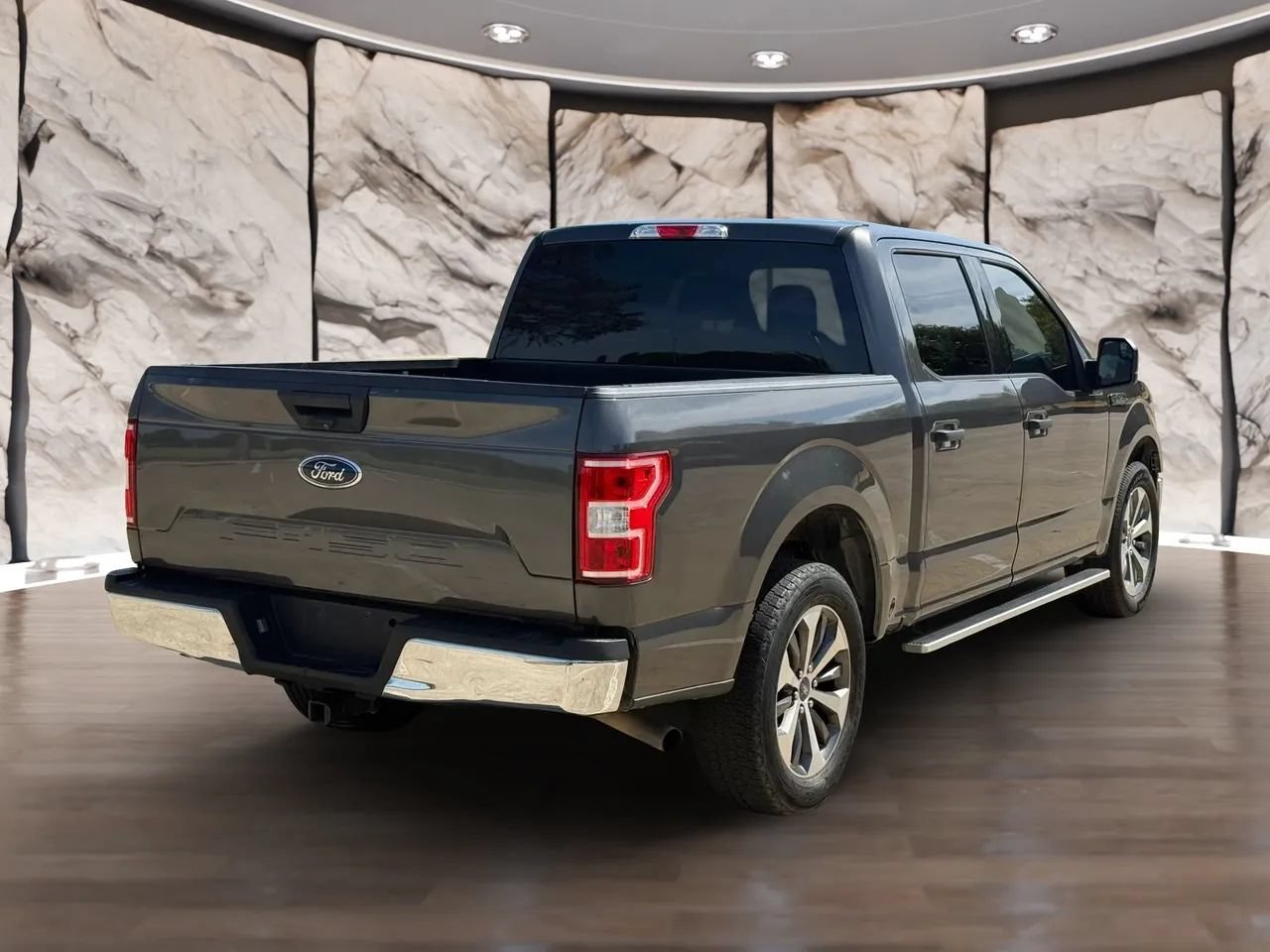 Used 2019 Ford F150 XLT RWD image 6