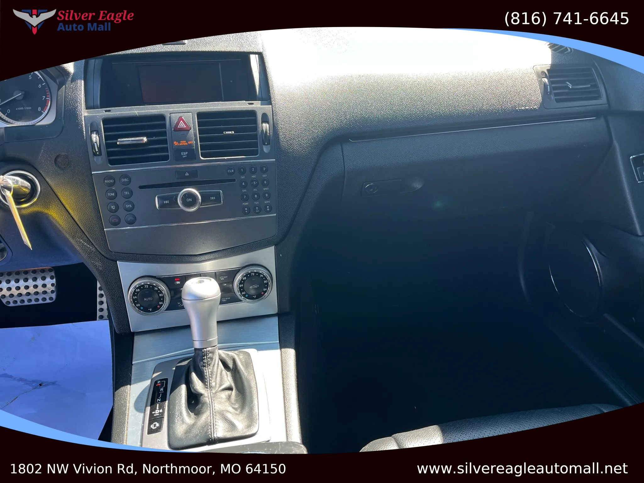 Used 2010 Mercedes-Benz C 300 Sedan image 12