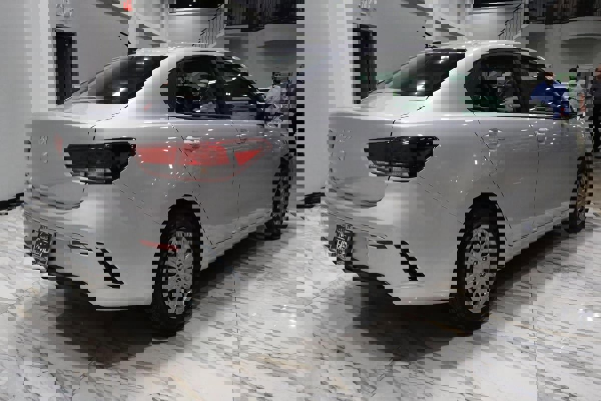 Used 2022 Kia Rio S image 6