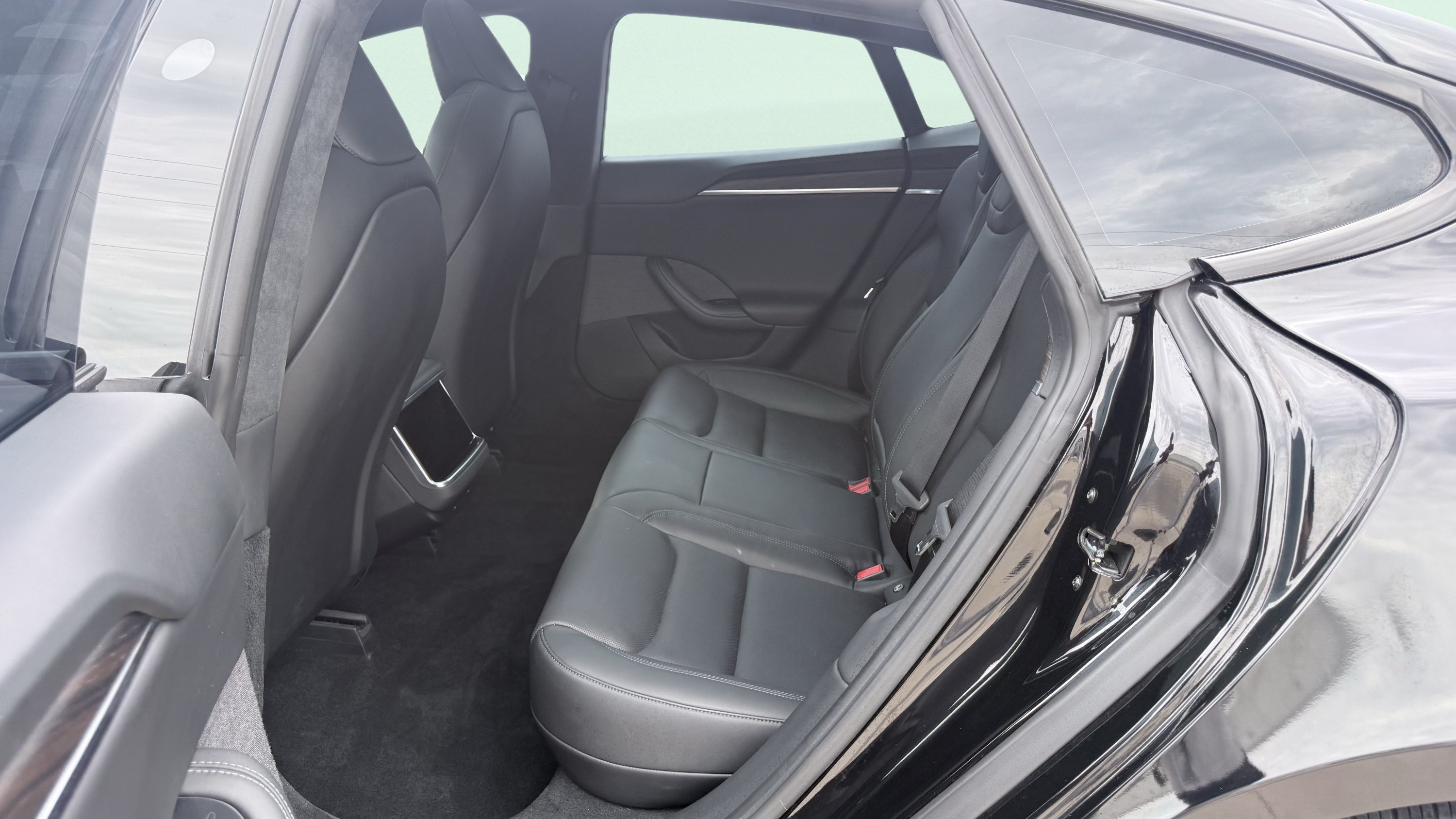 Used 2023 Tesla Model S AWD/4WD image 19