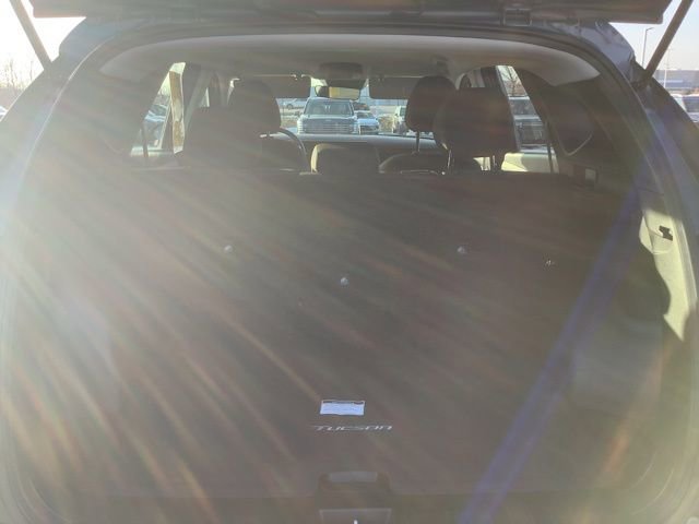 Certified 2025 Hyundai Tucson SE image 12