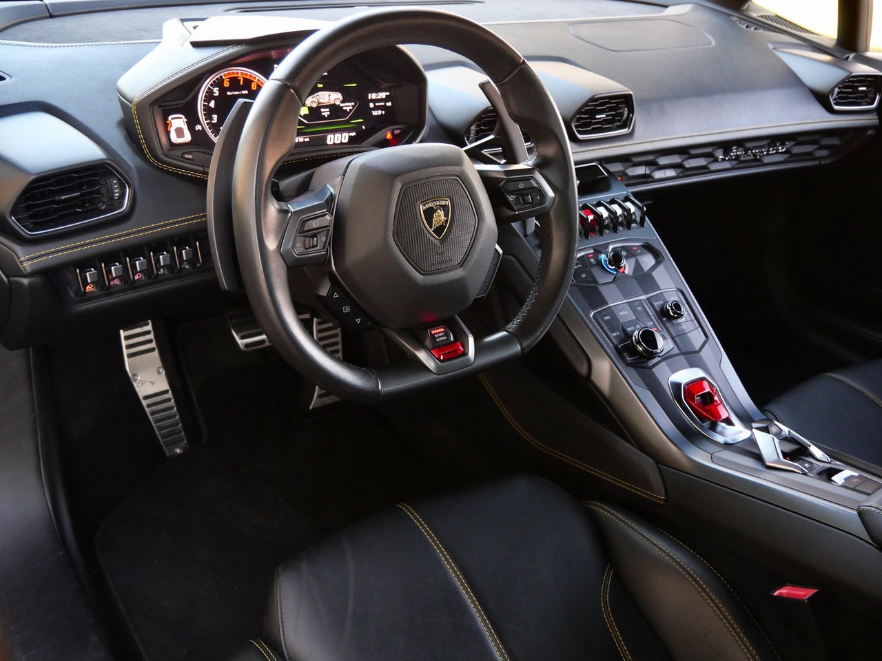 Used 2018 Lamborghini Huracan LP 580-2 image 14