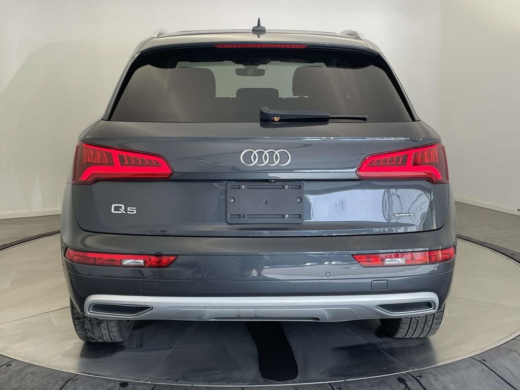 Used 2019 Audi Q5 2.0T Premium Plus w/ Premium Plus Package AWD/4WD image 6