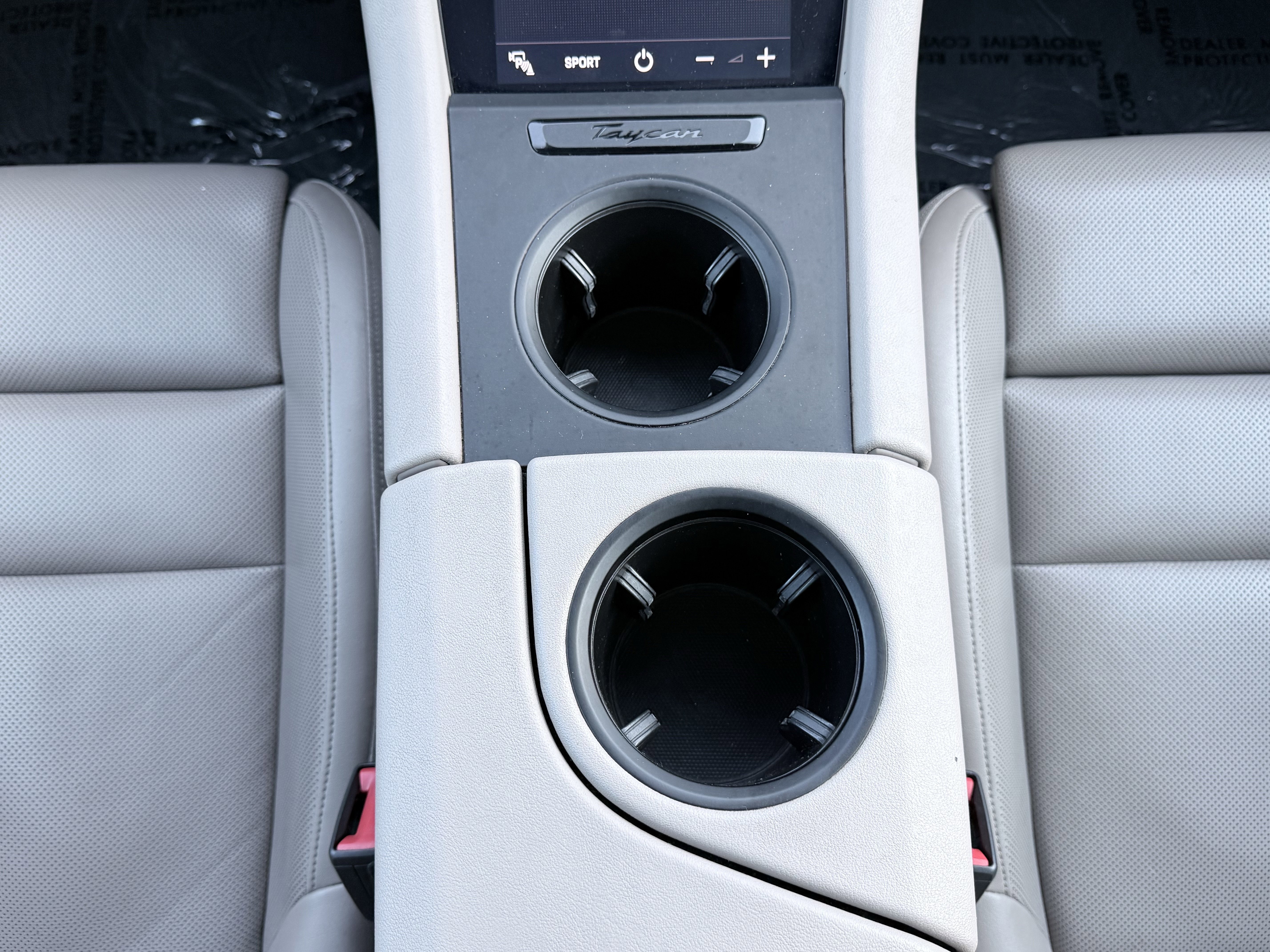 Used 2022 Porsche Taycan image 64