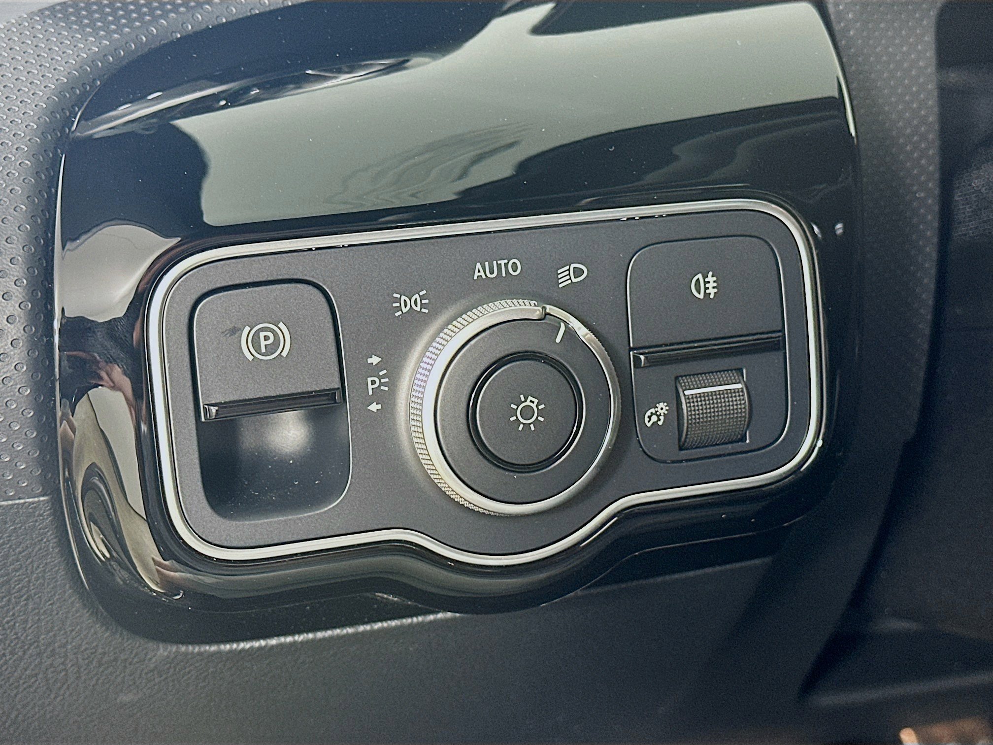 Certified 2026 Mercedes-Benz CLA 35 AMG 4MATIC image 10