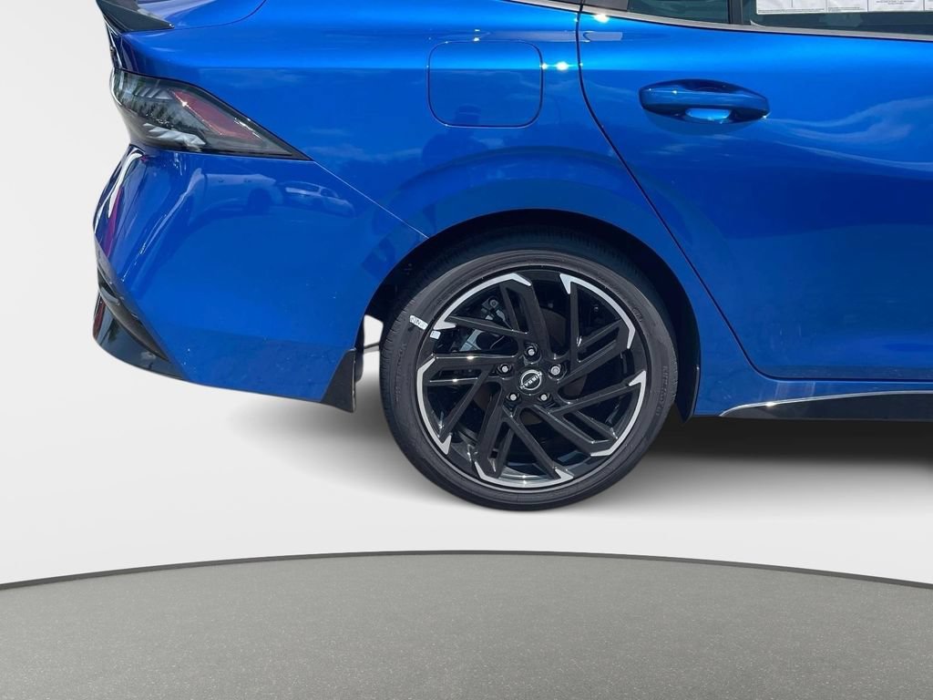 New 2026 Nissan Sentra SR w/ SR Premium Package FWD image 7