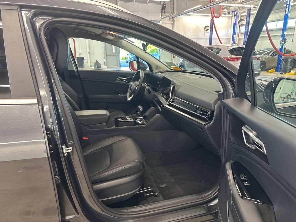 Certified 2024 Kia Sportage EX AWD/4WD image 26