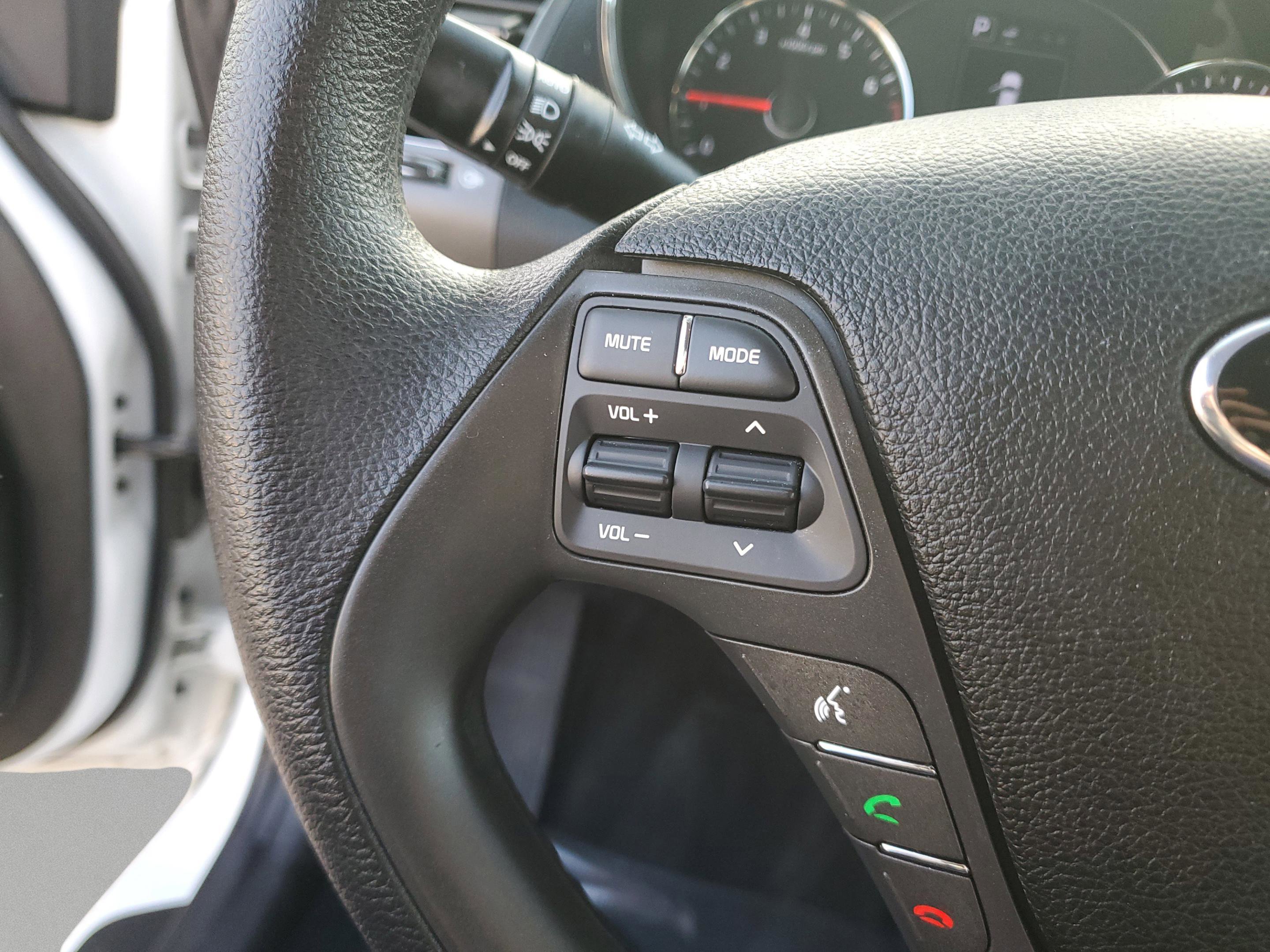 Certified 2018 Kia Forte LX w/ LX Popular Package image 29