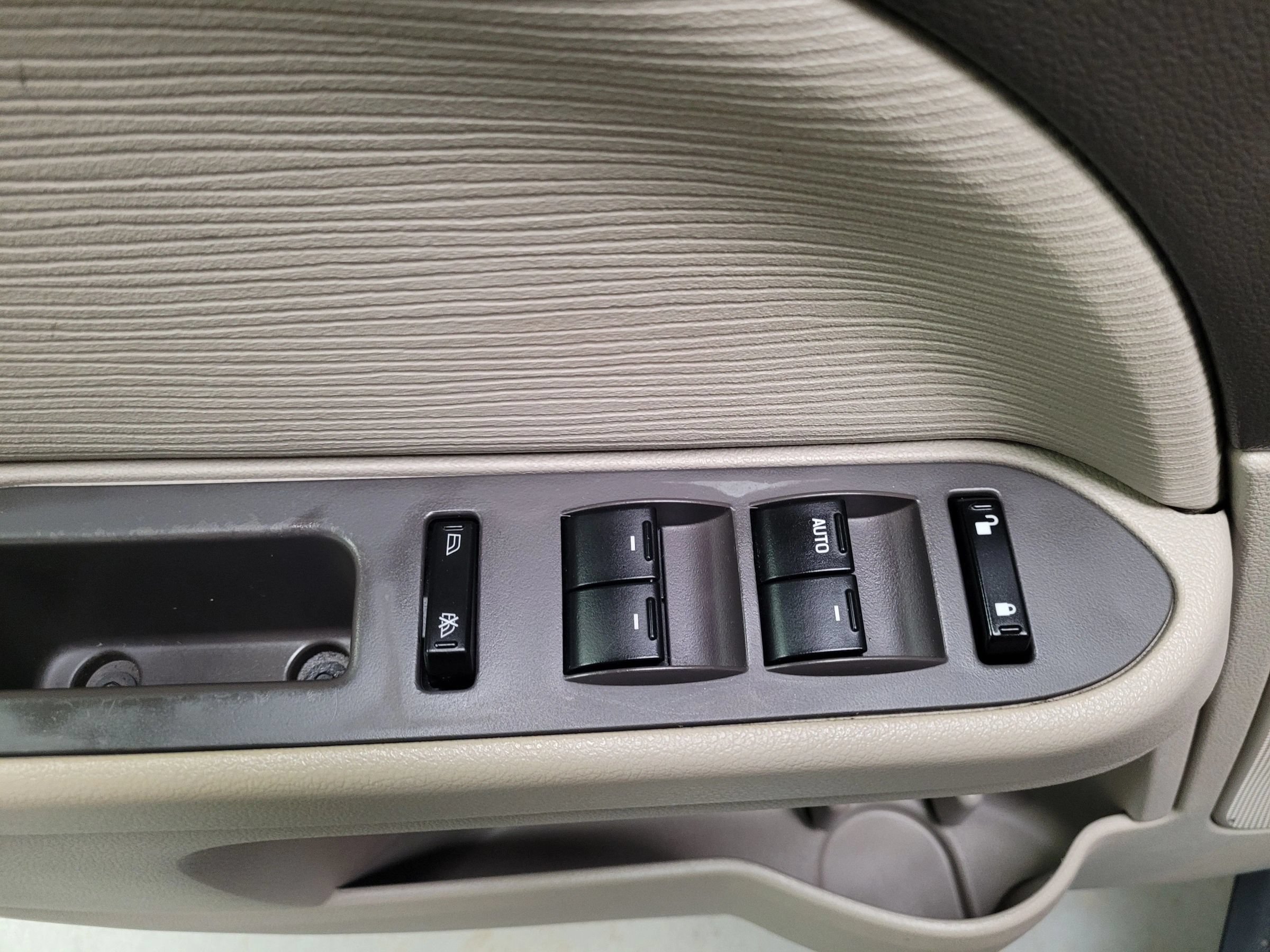 Used 2008 Ford Taurus SEL AWD/4WD image 27