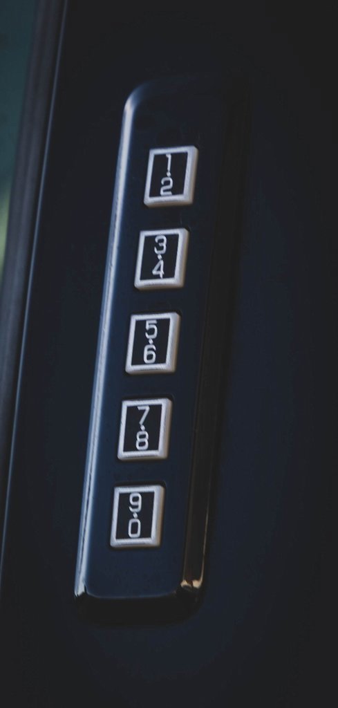 Used 2017 Ford F250 XLT w/ XLT Premium Package image 8