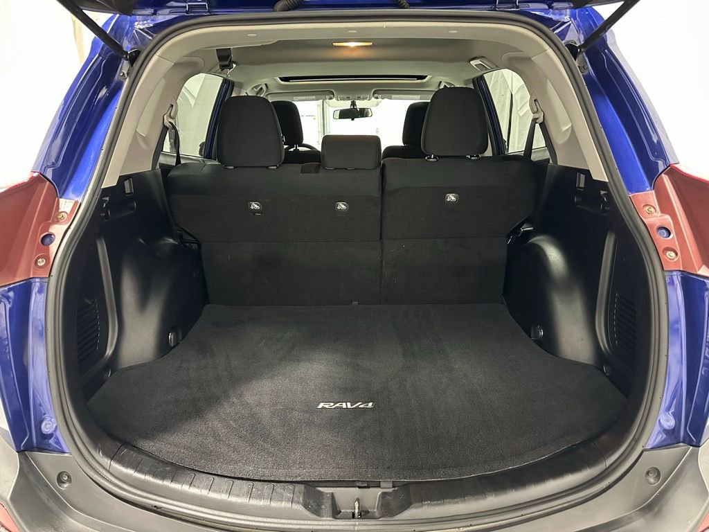 Used 2015 Toyota RAV4 XLE image 40
