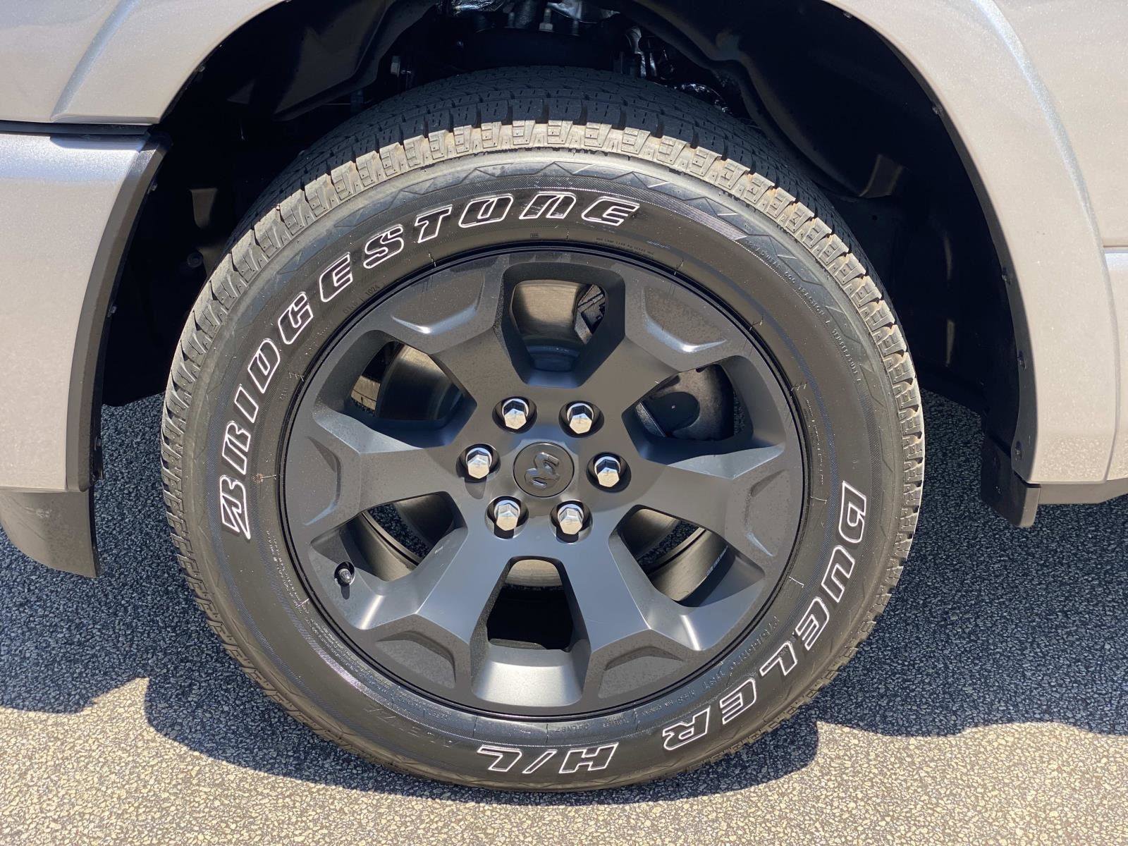 Used 2025 RAM 1500 Big Horn AWD/4WD image 13