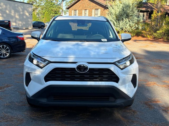 Used 2025 Toyota RAV4 XLE AWD/4WD image 13