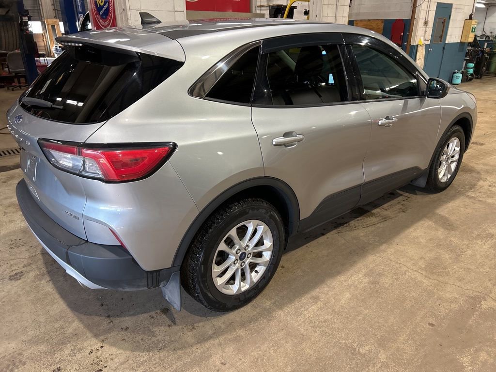 Used 2021 Ford Escape SE w/ Cold Weather Package image 7