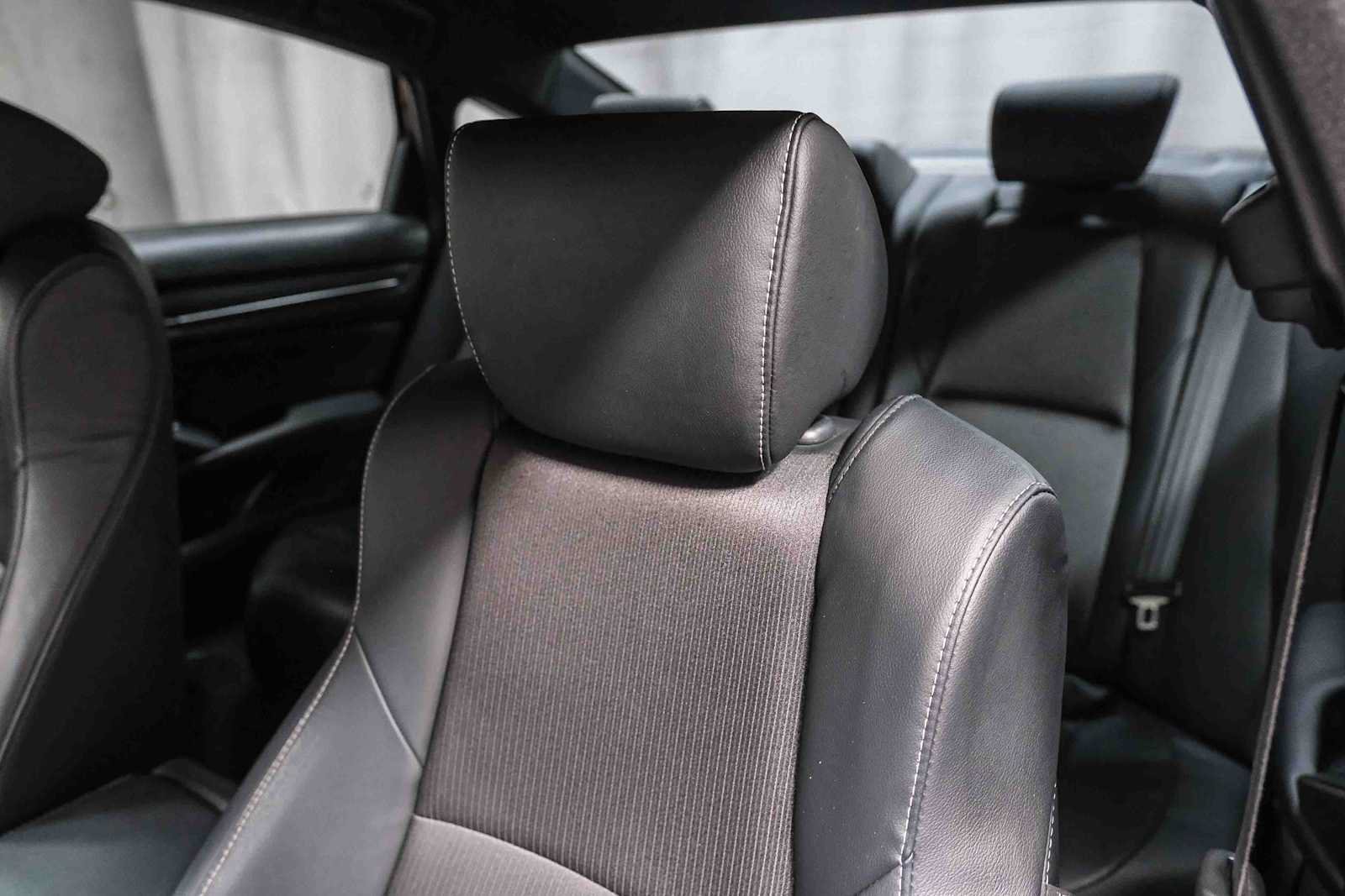 Used 2018 Honda Accord Sport image 26