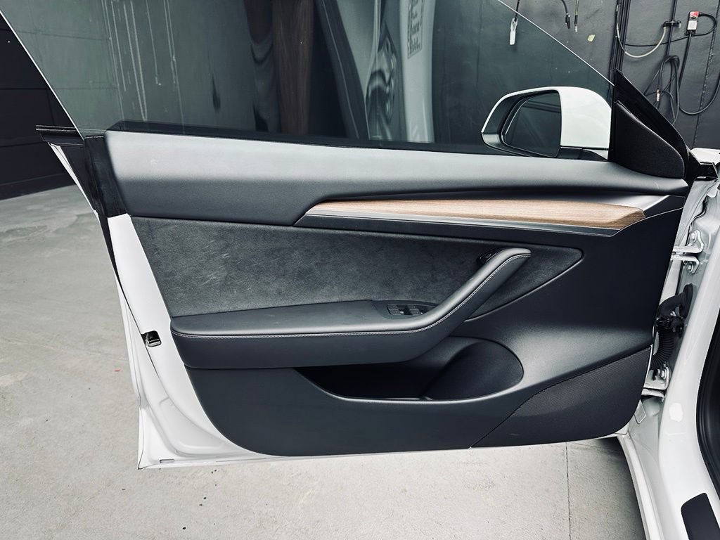 Used 2023 Tesla Model 3 Long Range AWD/4WD image 25