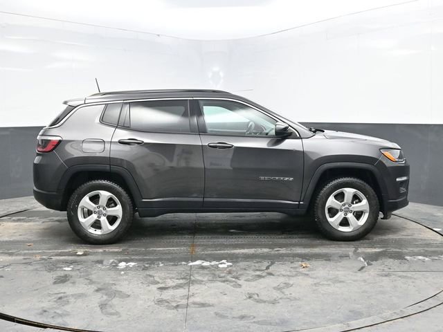 Used 2021 Jeep Compass Latitude AWD/4WD image 8