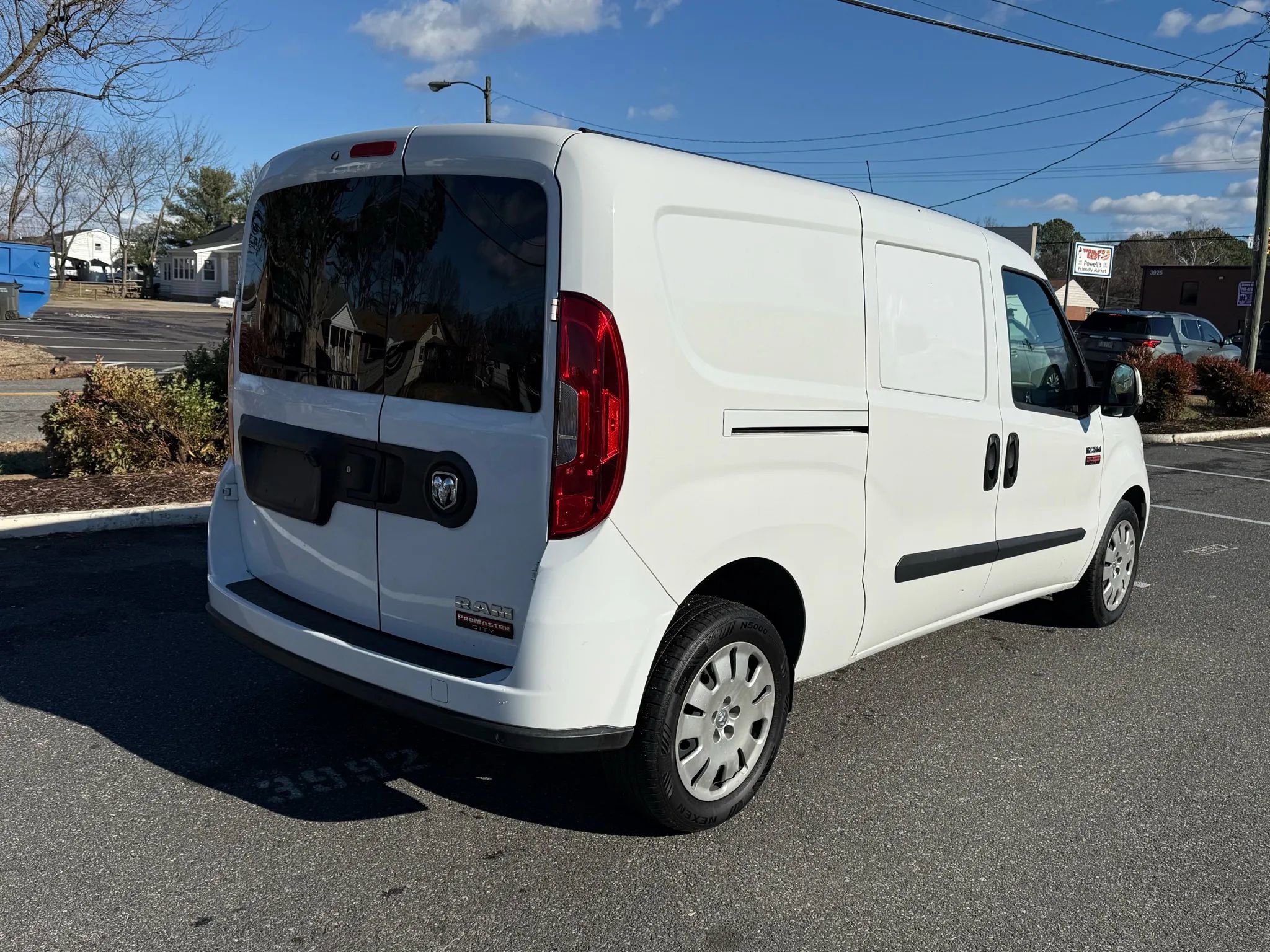 Used 2021 RAM ProMaster City Tradesman SLT image 17