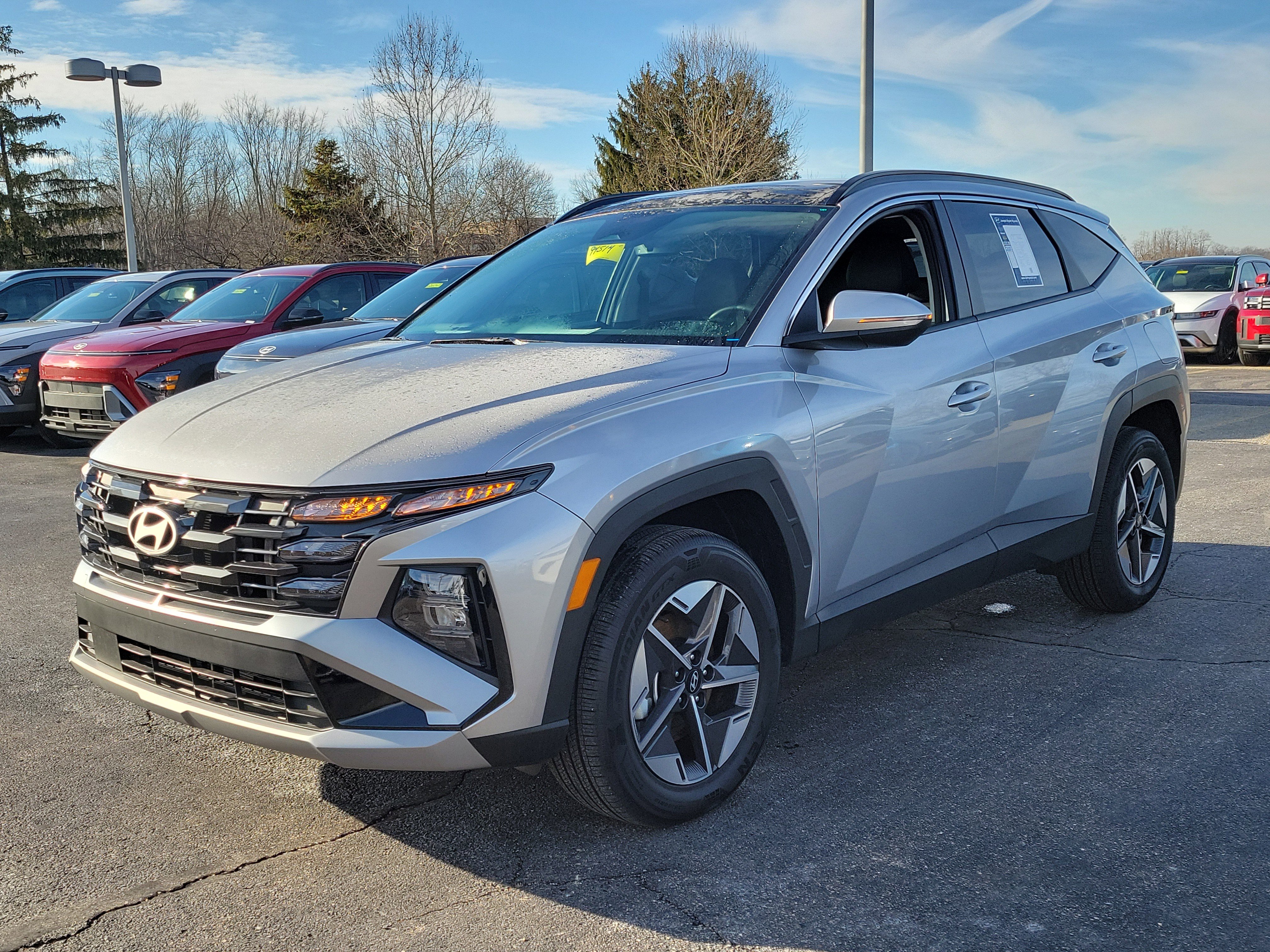 Certified 2025 Hyundai Tucson SEL image 2