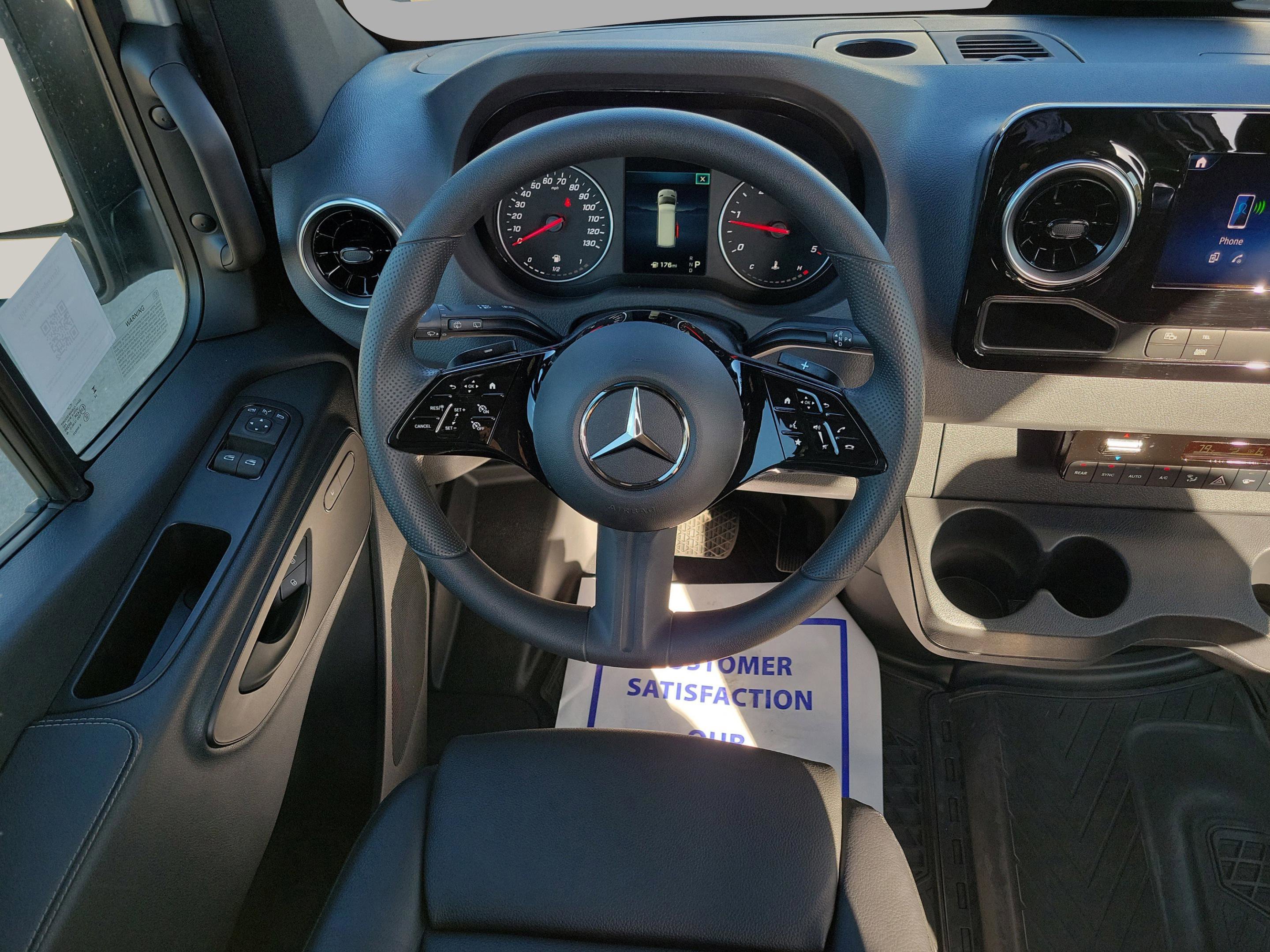 New 2025 Mercedes-Benz Sprinter 2500 image 10