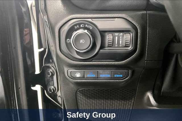 Used 2021 Jeep Wrangler Unlimited Sahara w/ Cold Weather Group AWD/4WD image 22