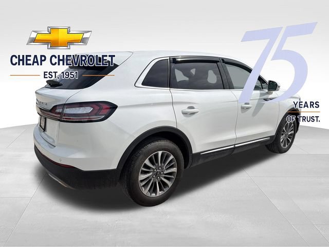 Used 2023 Lincoln Nautilus FWD image 5
