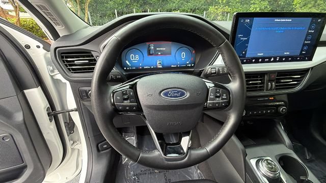 Certified 2024 Ford Escape Platinum AWD/4WD image 24
