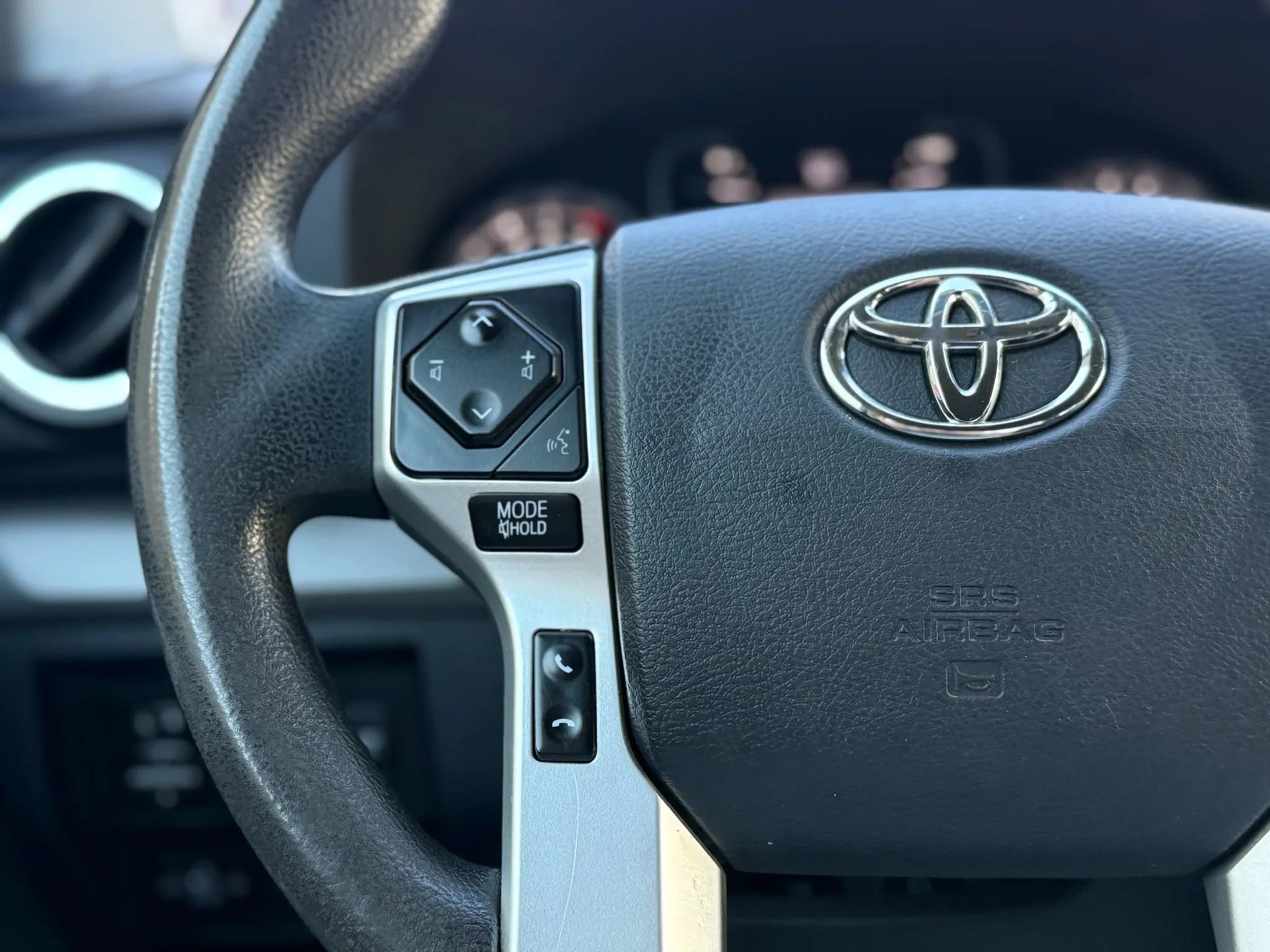 Used 2018 Toyota Tundra SR5 w/ SR5 Upgrade Package image 21