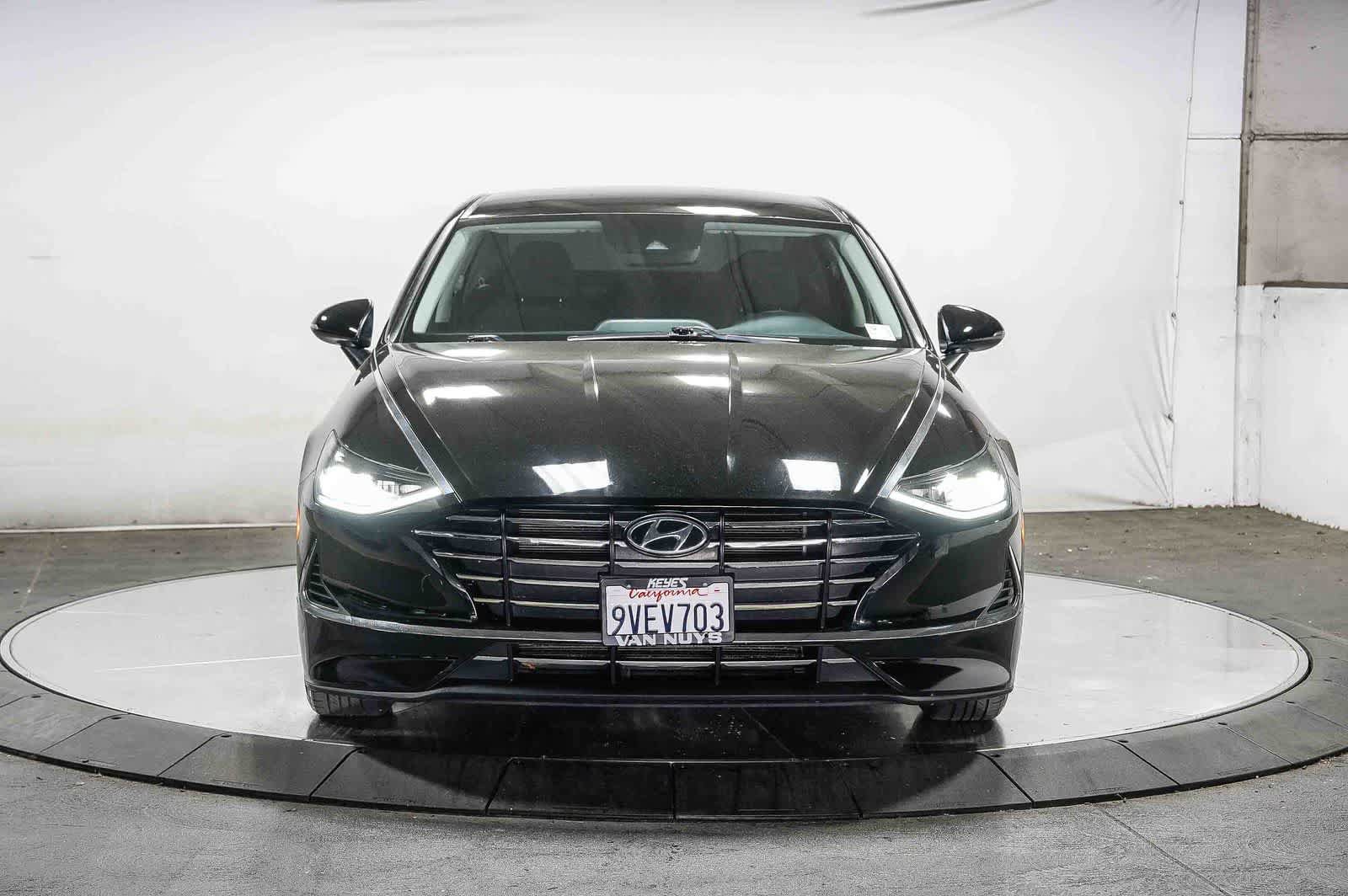 Used 2023 Hyundai Sonata SE FWD image 3