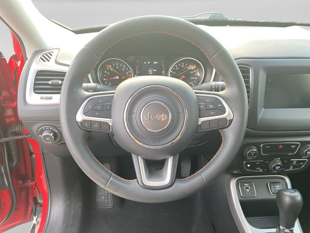 Used 2021 Jeep Compass Latitude w/ Sun and Sound Group FWD image 12