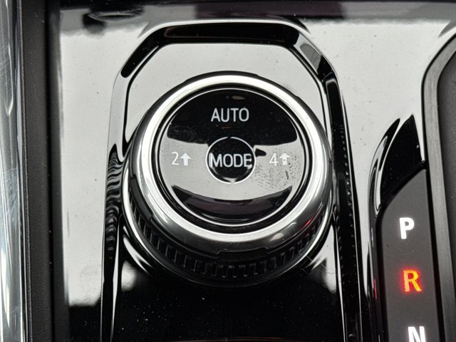 New 2026 GMC Canyon Elevation w/ Convenience Package image 21