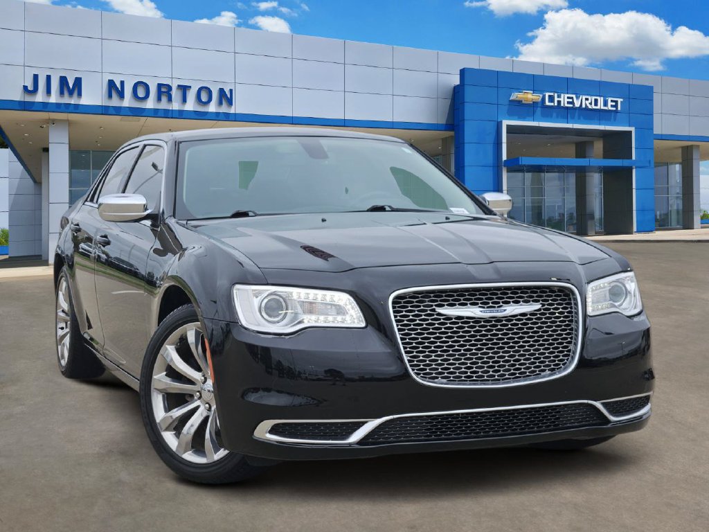 Used 2020 Chrysler 300 Touring w/ Chrome Appearance Package RWD 360° Tour