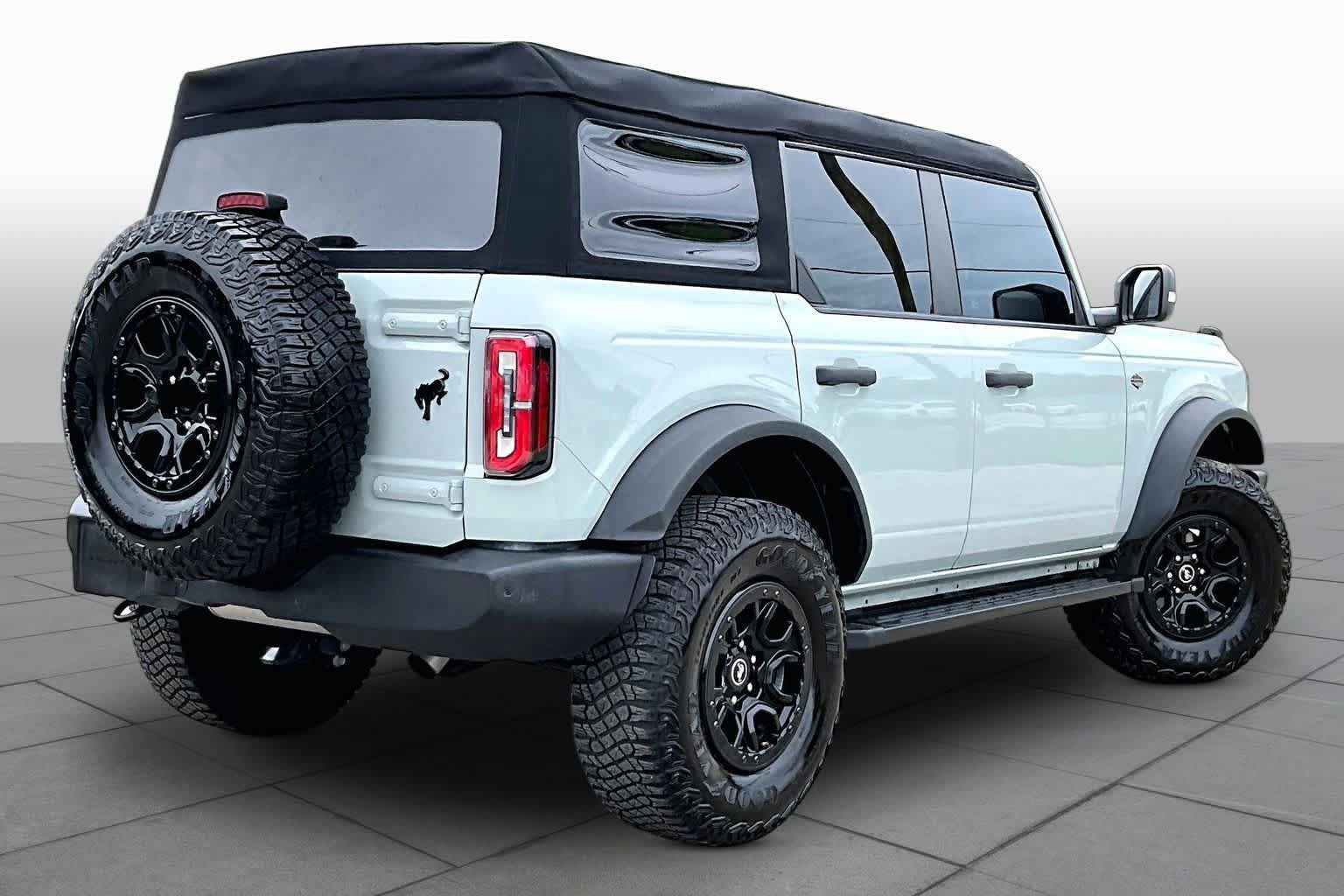 Used 2023 Ford Bronco Wildtrak AWD/4WD image 13