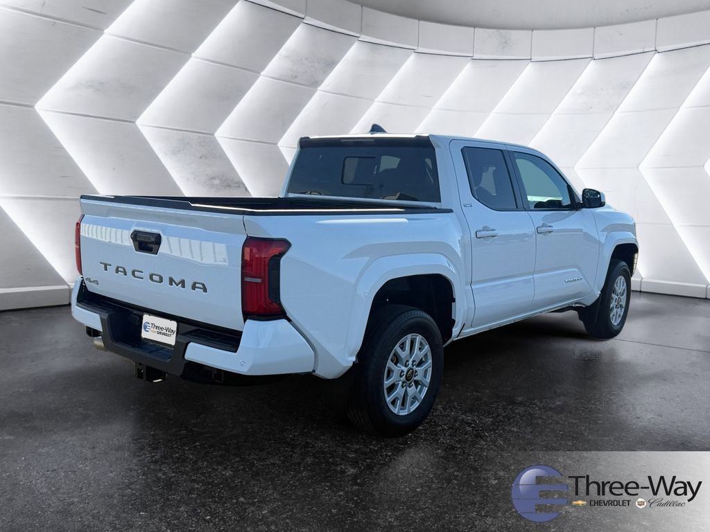 Used 2024 Toyota Tacoma SR5 image 5