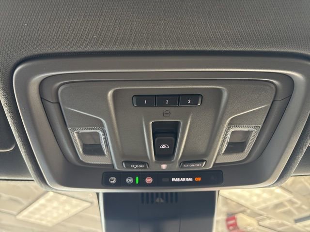 Used 2025 Chevrolet Silverado 3500 LTZ w/ LTZ Plus Package image 51