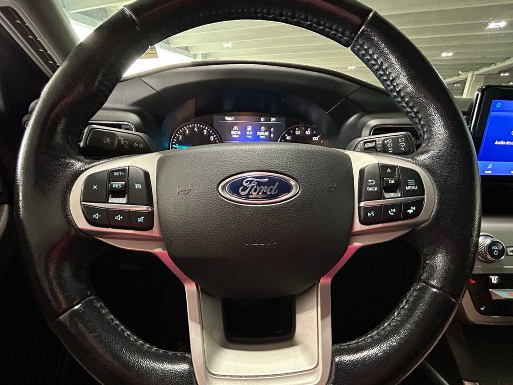 Used 2021 Ford Explorer XLT w/ Equipment Group 202A image 17