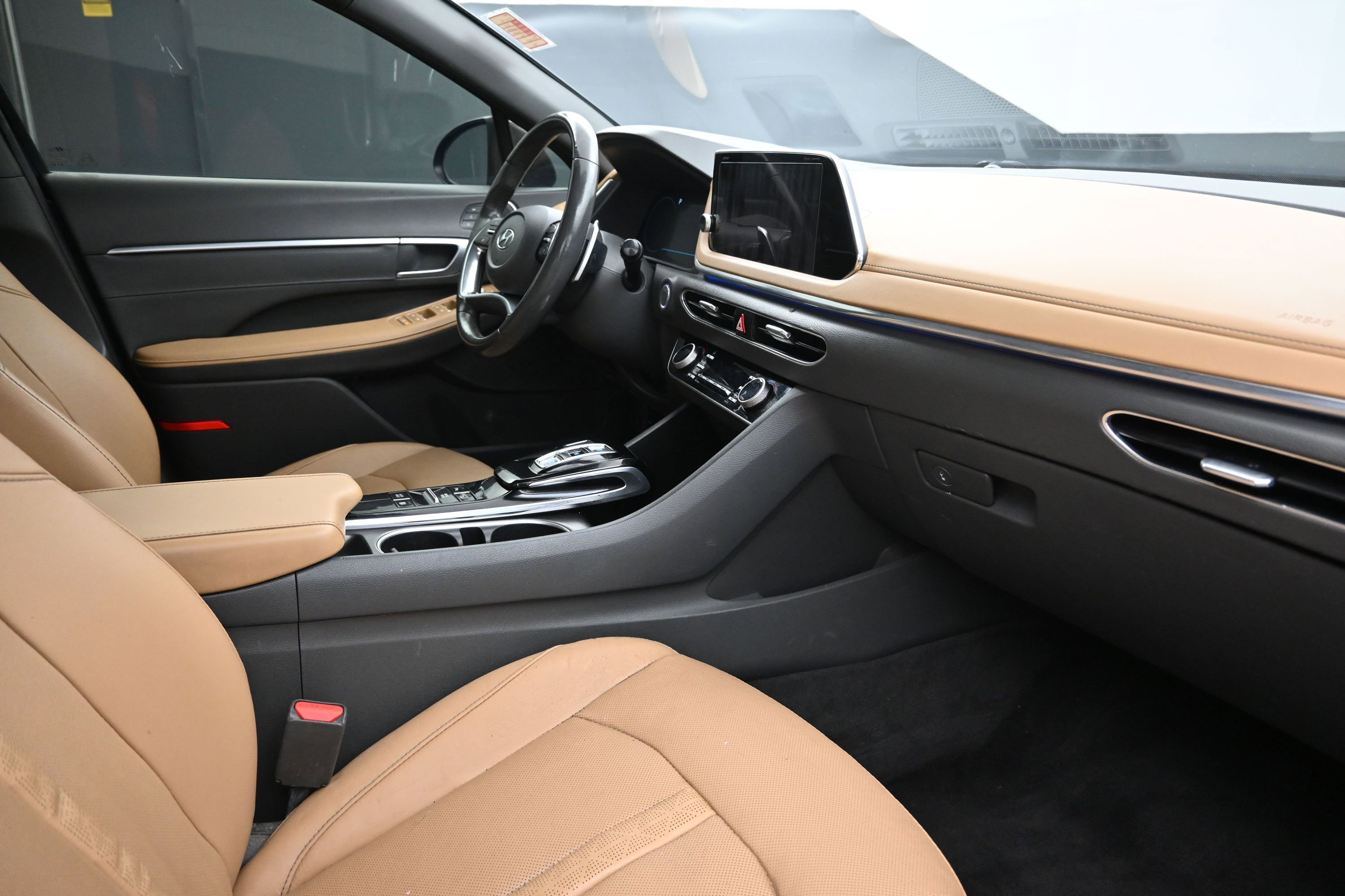 Used 2020 Hyundai Sonata Limited FWD image 26