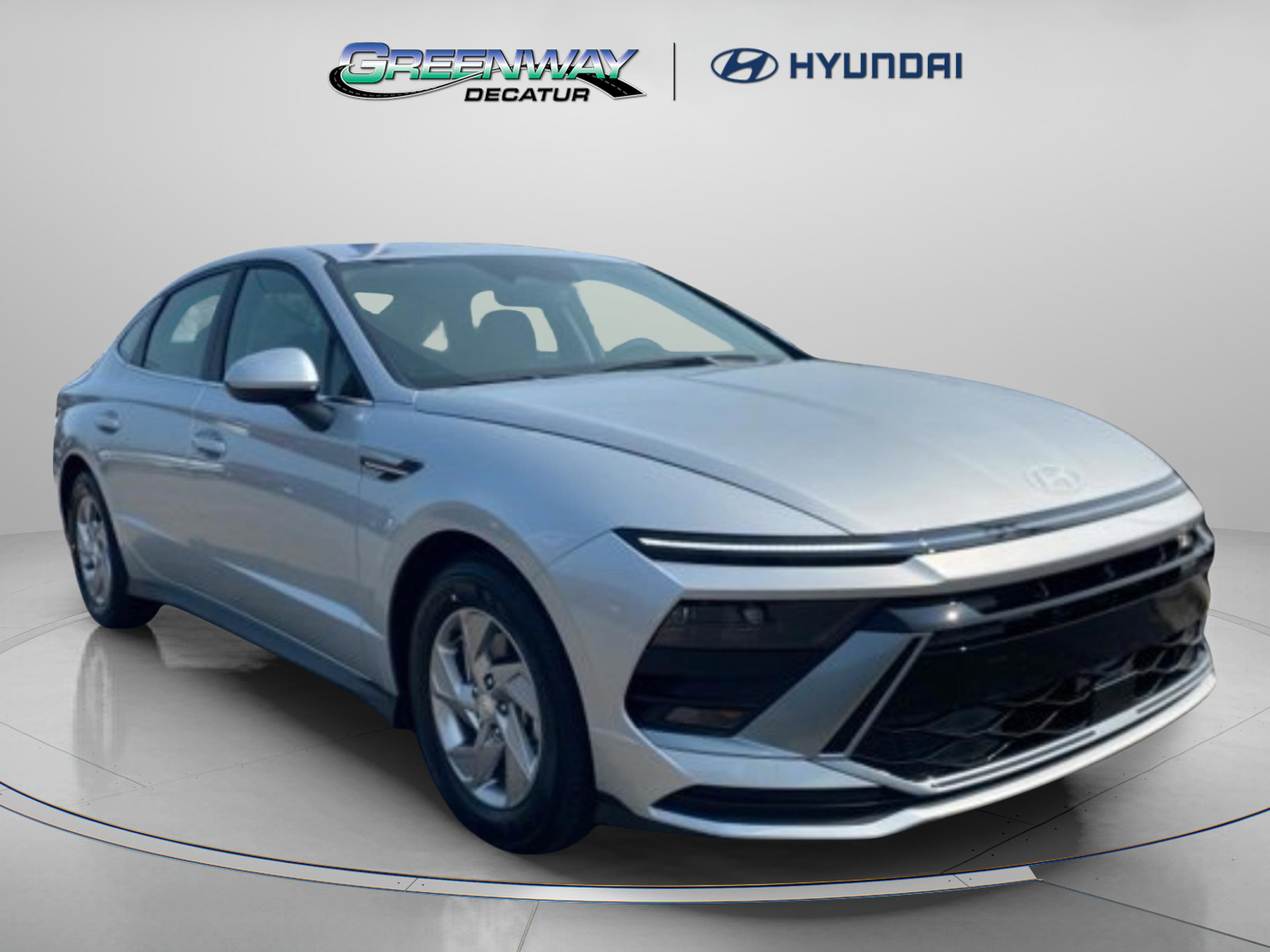 New 2026 Hyundai Sonata SE FWD image 1