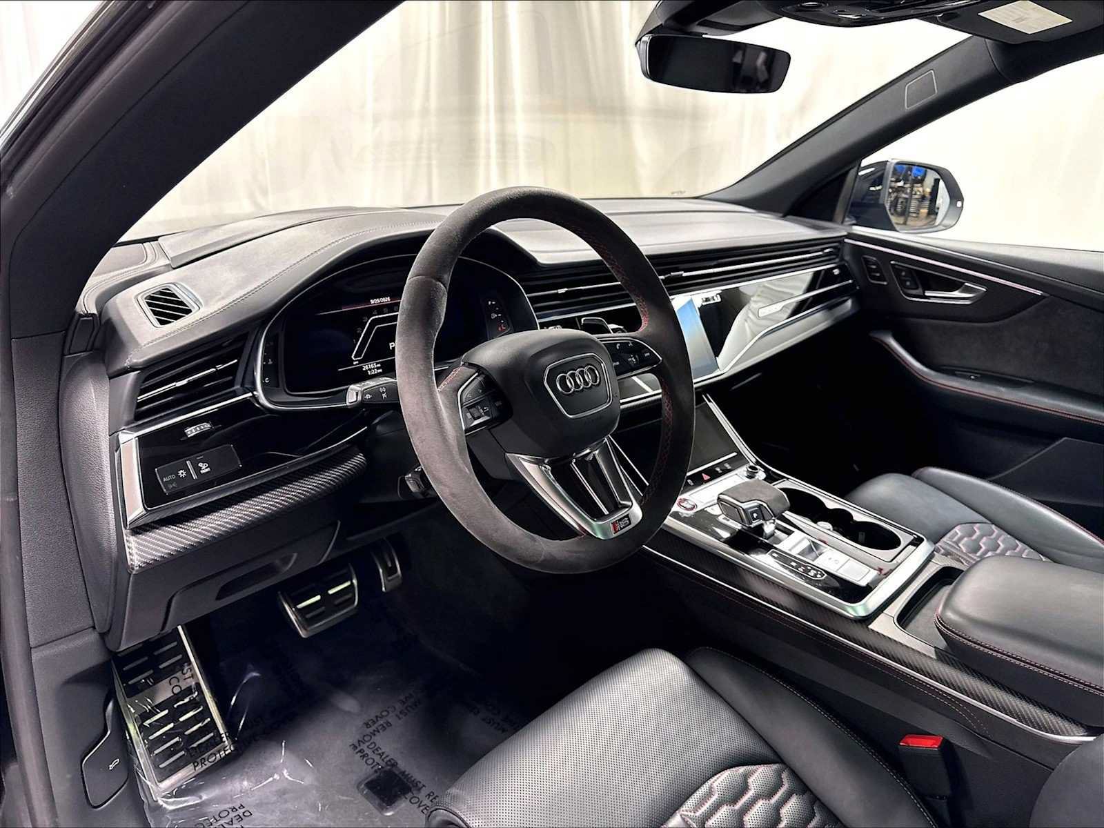 Used 2022 Audi RS Q8 AWD/4WD image 6