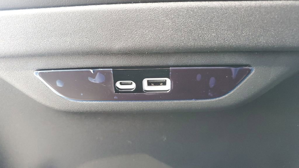 New 2026 Chrysler Pacifica Select image 13