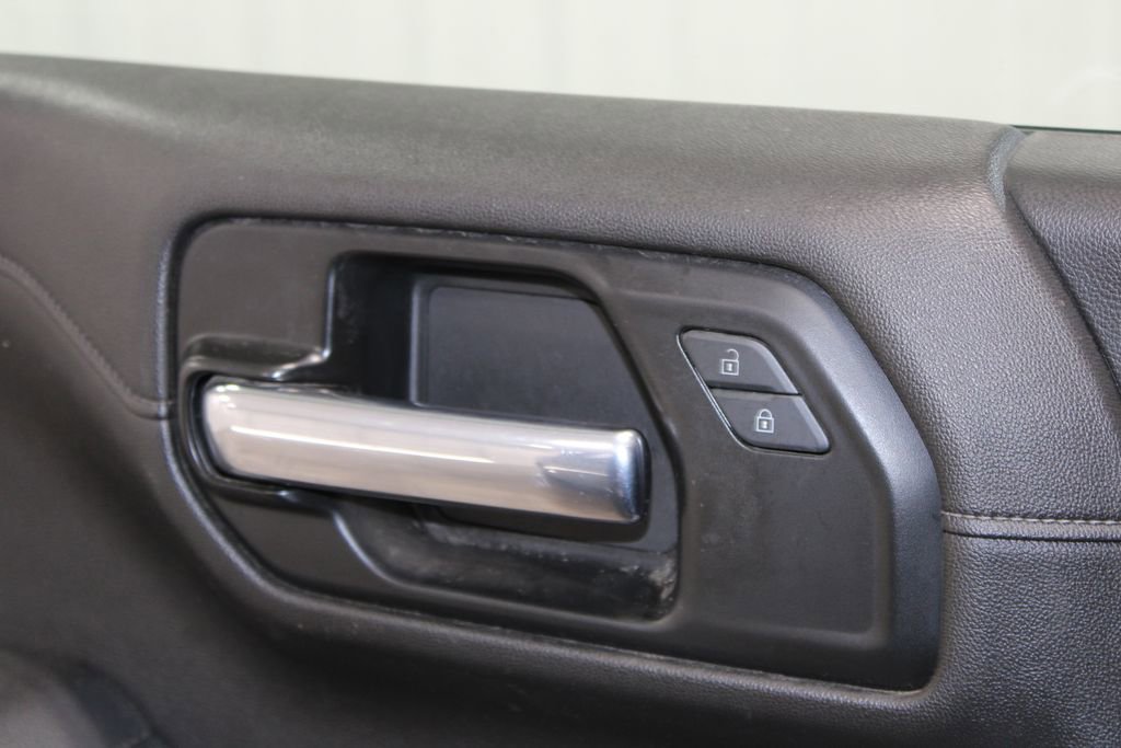 Used 2022 Chevrolet Silverado 1500 LT Trail Boss image 38