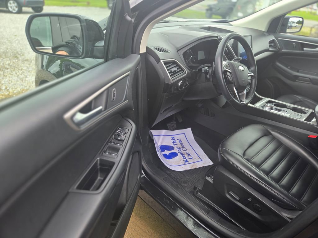 Used 2024 Ford Edge SEL w/ Convenience Package AWD/4WD image 6