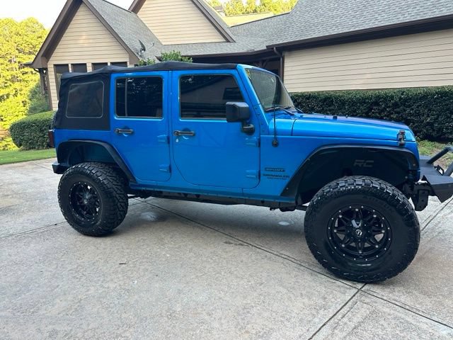 Used 2015 Jeep Wrangler Unlimited Sport w/ Quick Order Package 24S AWD/4WD image 2