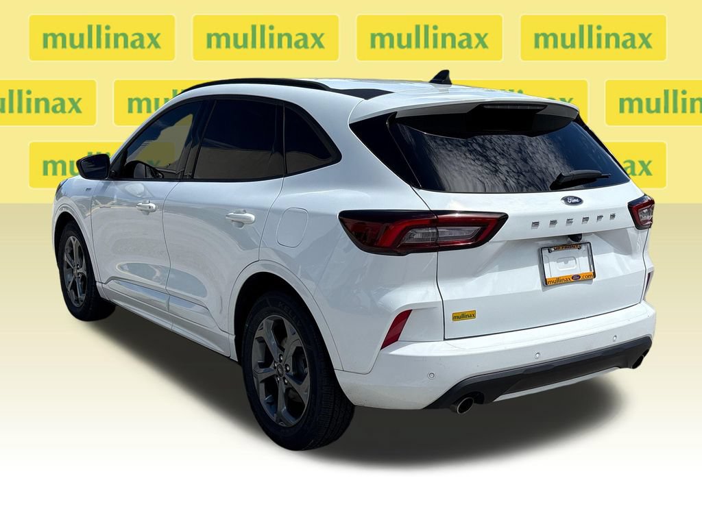 Certified 2023 Ford Escape ST-Line w/ Tech Pack #1 FWD image 12
