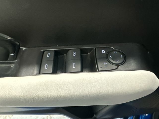 Used 2024 GMC Canyon AT4X image 34