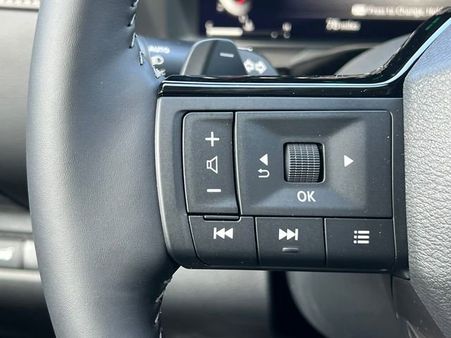 New 2026 Nissan Pathfinder SL AWD/4WD image 18